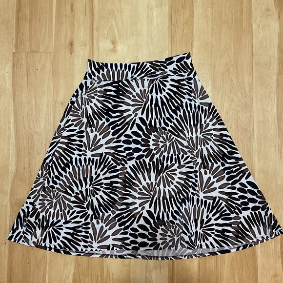 Cato Pull on Skirt - Picture 1 of 1